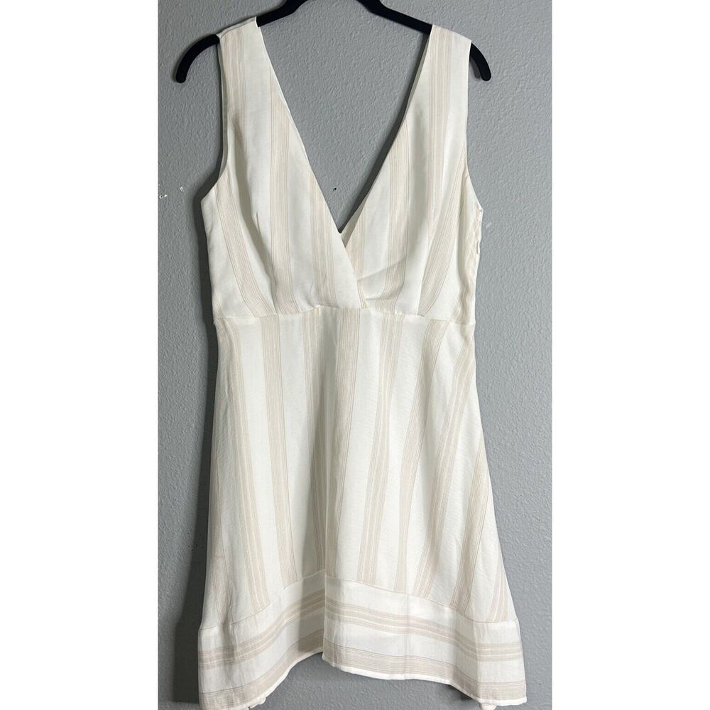 Showpo Women’s Mini Dress Size 6‎ Sleeveless Neutral Striped Fit & Flair Coastal